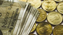 Investment Planning: एक्स्ट्रा कमाई के लिए रियल एस्टेट, स्टॉक, FD और म्यूचुअल फंड में करें निवेश, बंपर होगी बचत