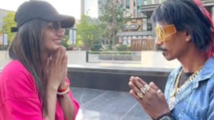 Dolly Chaiwala meets Delhi's viral 'vada pav' girl