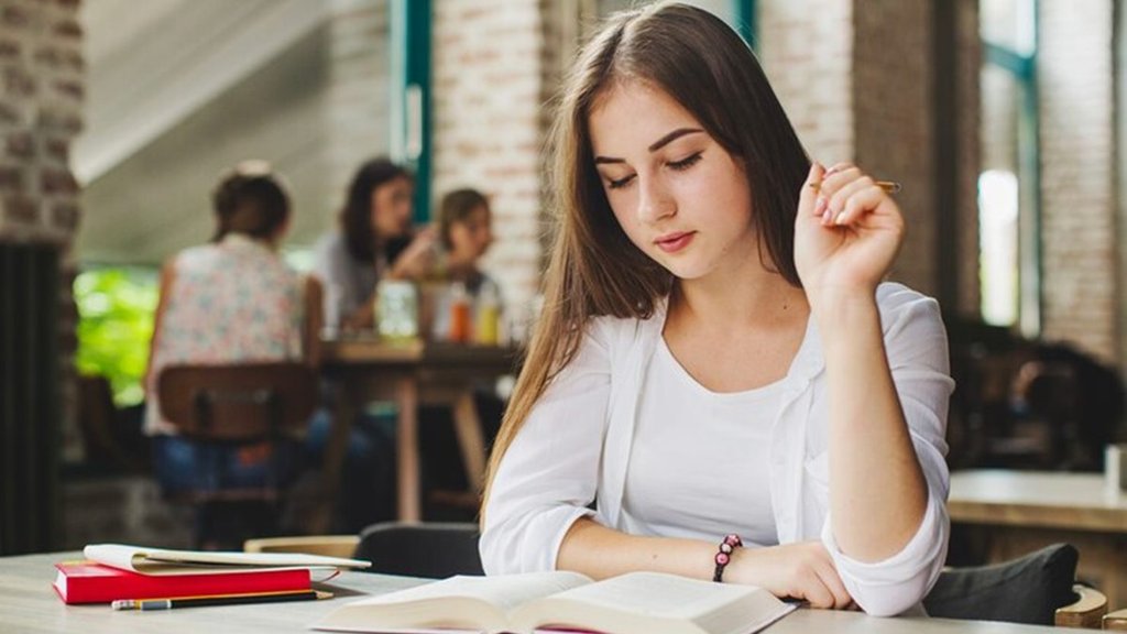 ICAI CA Inter Final May Admit Card 2024: सीए इंटर और फाइनल परीक्षा का एडमिट कार्ड जल्द जारी हो सकता है।