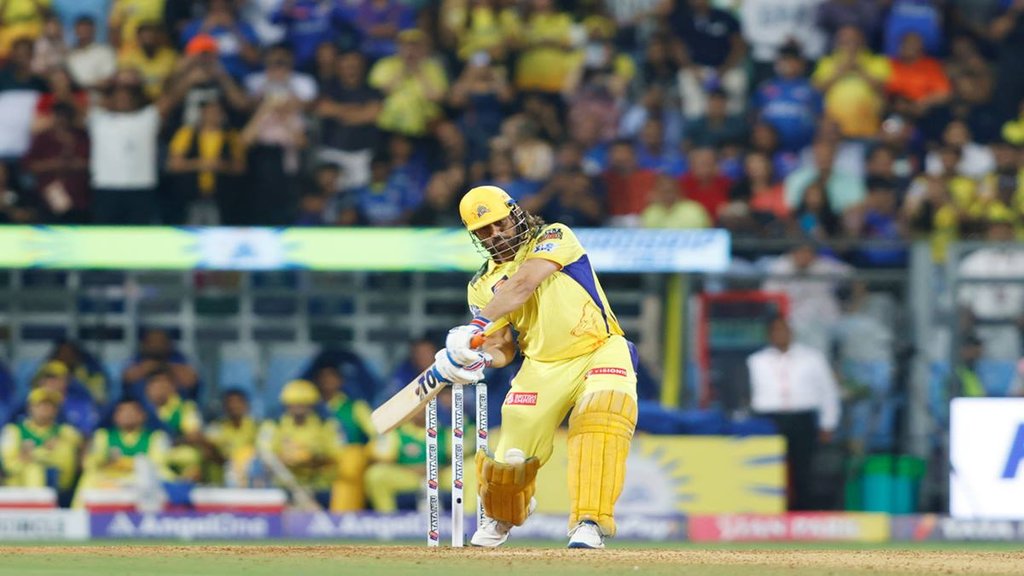 MI vs CSK, IPL 2024, MS Dhoni Hattrick six