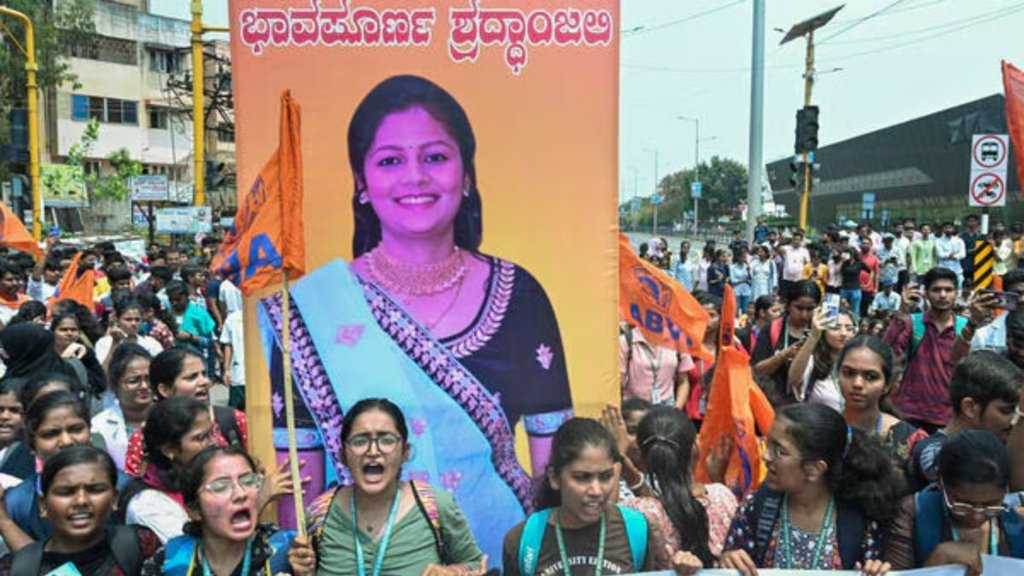 कांग्रेस पार्षद ने अपनी ही सरकार पर उठा दिए सवाल (सोर्स - PTI/File)