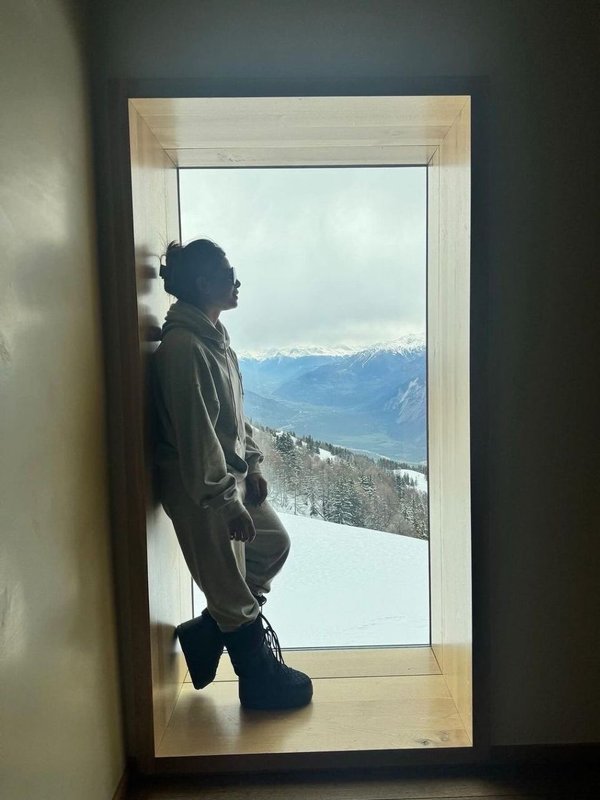 Priyanka Chopra Snowy Vacation