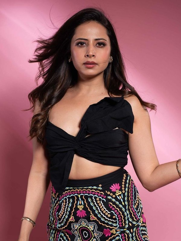 Sargun Mehta Summer Look