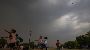 Weather In Delhi, Yellow alert, Delhi Weather Forecast