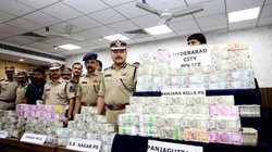 मुकेश भारद्वाज का कॉलम बेबाक बोल: सबके लिए बड़ा रुपैया