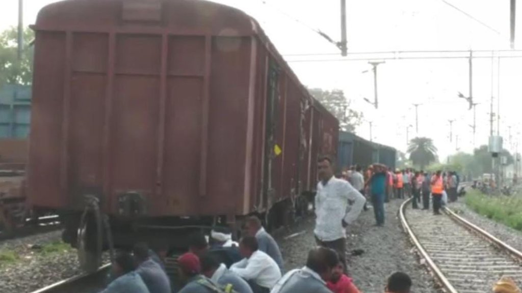 uttar pradesh | ayodhya | train derailed |