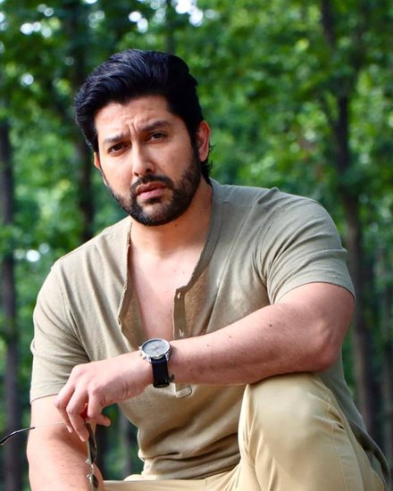 Aftab shivdasani Property
