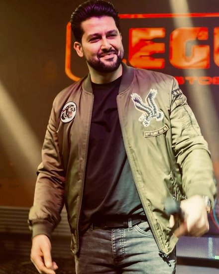 Aftab shivdasani gave 40 flop films