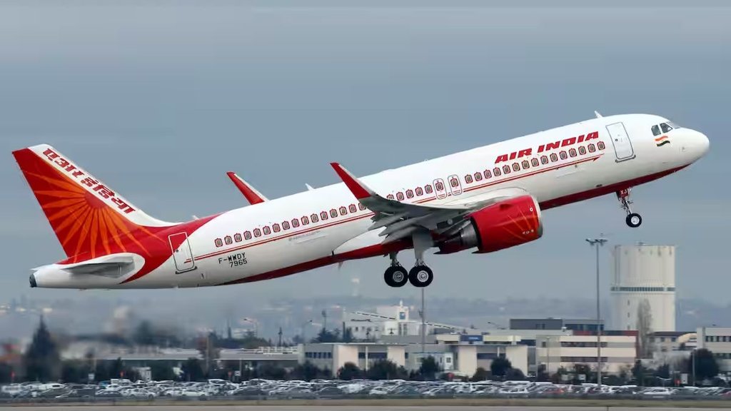 Air India की फ्लाइट में आग की खबर से हड़कंप (सोर्स - PTI/File)
