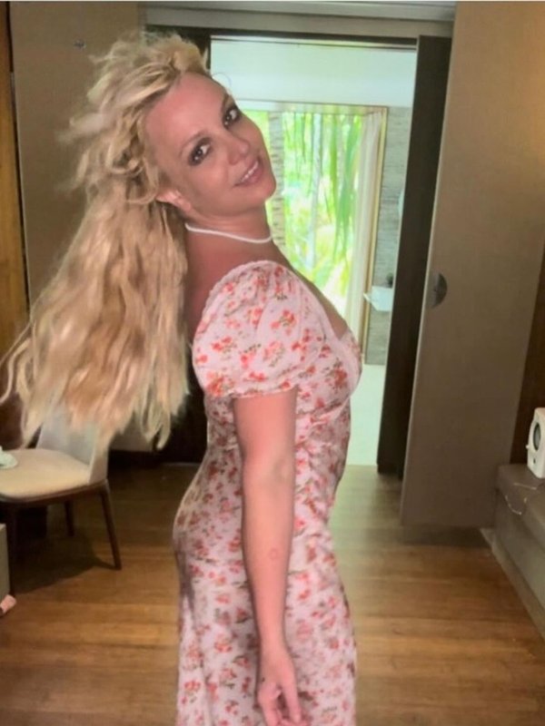 Britney Spears, Britney Spears Hollywood Singer, Britney Spears Controversy