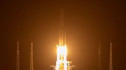 चीन ने चांद के दुर्गम क्षेत्र के लिए लॉन्च किया मून मिशन, जानें आखिर क्यों खास है ये प्रोजेक्ट