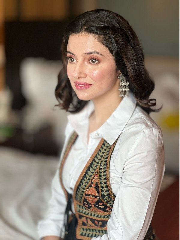 Divya Khosla Kumar No Makeup
