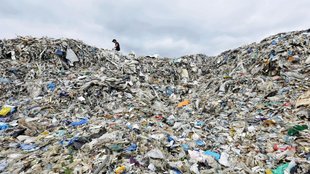Garbage| climate change| Europe