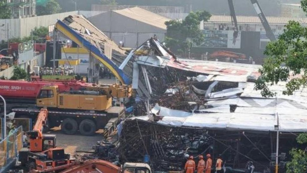 Mumbai Hoarding Collapse | Mumbai