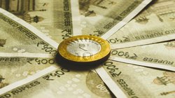 EPFO: पीएफ में कटता है पैसा, इस फॉर्मूले से जानें कैसे जुड़ता है ब्याज, रिटायरमेंट पर कितना बनेगा फंड