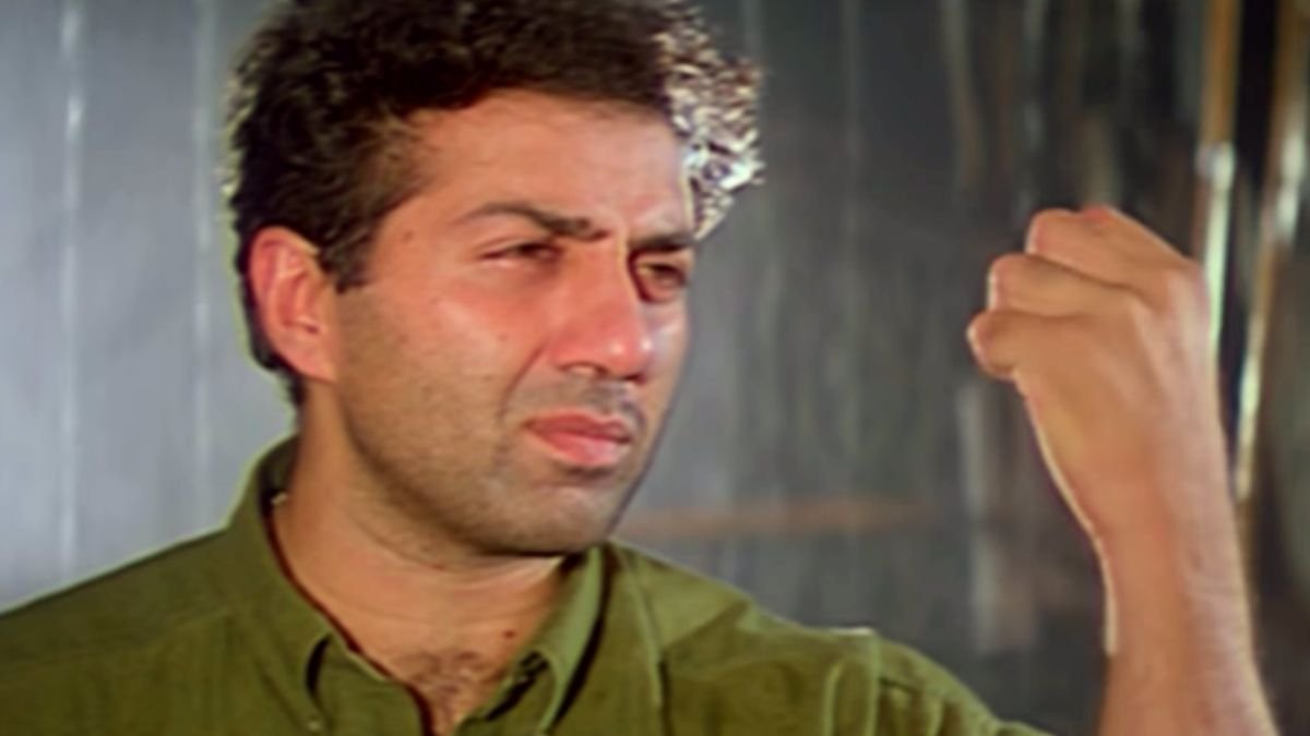 Sunny deol Cracked Car glass