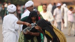 Weather Update: गर्मी और उमस से दिल्ली-NCR का हाल-बेहाल, बिहार में रेमल तूफान को लेकर मौसम विभाग का अलर्ट