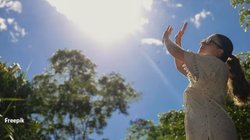 दिन का बढ़ता पारा ही जानलेवा नहीं, रात की गर्मी भी घोट रही है दम, बढ़ सकती हैं ये परेशानियां, अनहोनी से पहले कर लें ये जुगाड़