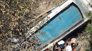 jammu poonch highway, bus accident in akhnoor, bus falls into gorge in akhnoor
