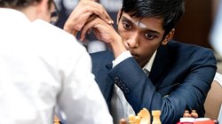 18 साल के प्रज्ञानंद का बड़ा कमाल, 6 बार के वर्ल्ड चैंपियन मैग्नस कार्लसन को उन्हीं के घर पर दी मात