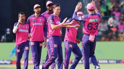 IPL 2024, RR vs RCB Dream11 Prediction: इन खिलाड़ियों को बनाएंगे कप्तान तो हो सकता है बड़ा फायदा, जानिए फैंटेसी टीम में और किसे दें मौका