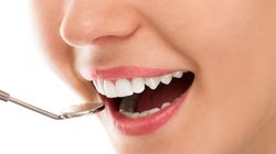 समुद्री नमक से गरारे कर रूट कैनाल पर लग सकता है ब्रेक, ओरल हेल्थ के लिए कितना कारगर है यह सॉल्ट, एक्सपर्ट से जानें