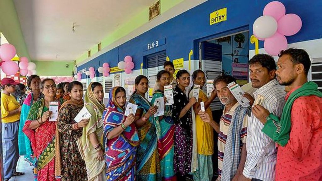 Lok Sabha polls, Lok Sabha voter turnout, Lok Sabha phase 4 voter turnout,