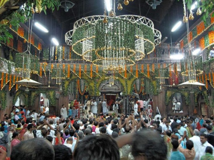 banke Bihari mandir trending news