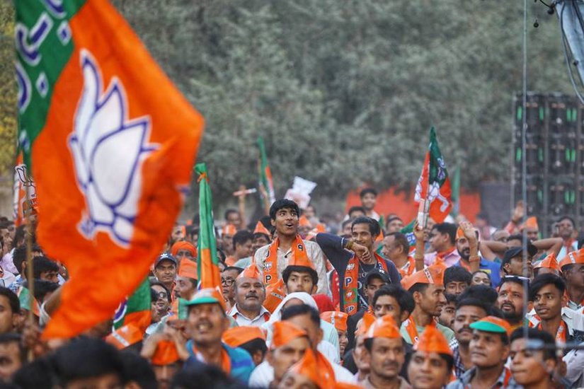 लोकसभा चुनाव के मद्देनजर सातों चरणों के चुनाव हो चुके हैं और अब 4 जून को नतीजे भी आ जाएंगे। जिसके बाद ये तय हो जाएगा कि किसकी सरकार बनने वाली हैं। हालांकि, एग्जिट पोल की माने तो केंद्र में एक बार फिर से बीजेपी आने वाली है। (Indian Express)