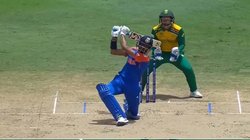 IND vs SA Final: अक्षर पटेल ने साउथ अफ्रीका के खिलाफ फाइनल में लगाए 4 छक्के; मिस्बा, कोहली, मार्श की खास लिस्ट में हुए शामिल