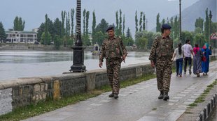Dal Lake, Narendra Modi, Yoga Day