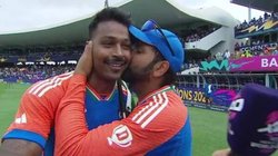 Rohit Sharma ने फाइनल जीतने के बाद भुलाई ‘कड़वाहट’, हार्दिक पांड्या को चूमा और गले लगाया; देखें Video
