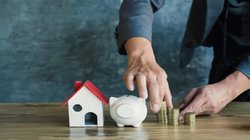 Home Loan Tips: 15 साल से भी कम समय में कैसे खत्म कर सकते हैं 30 लाख का लोन? इन बातों का रखें ध्यान