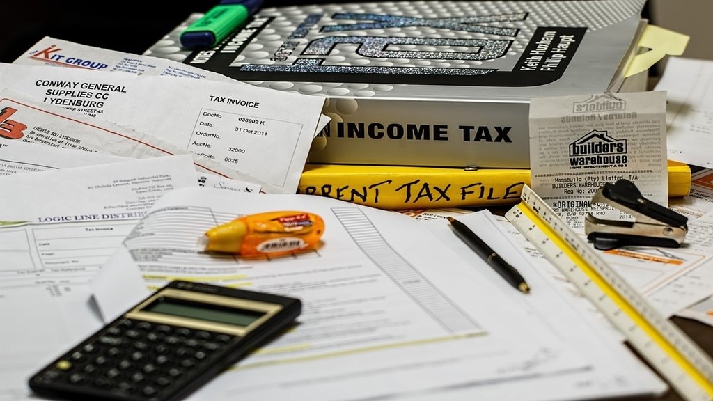 Income Tax, Income Tax Return, ITR filing, key documents for ITR, PAN card, Aadhaar card, Form 16, Form 16A, Form 26AS, Annual Information Statement, AIS, Tax Information Statement, TIS