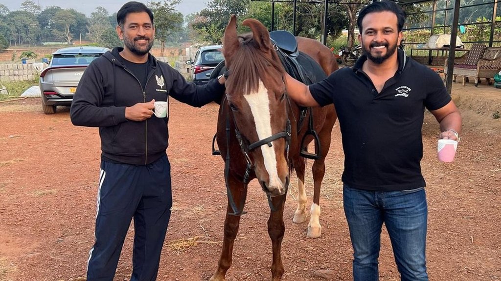 Kedar Jadhav, MS Dhoni Friend Kedar Jadhav, Kedar Jadhav Retirement News