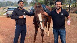 दोस्त की ही स्टाइल में इस भारतीय ने लिया संन्यास, ‘आप की कसम’ का गाना शेयर कर लिखा- 15:00 बजे से मुझे क्रिकेट के सभी फॉर्मेट्स से रिटायर मान लें