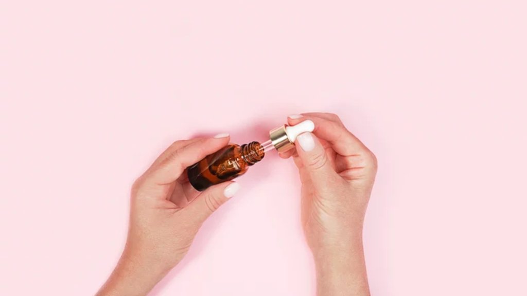 How to moisturize nails