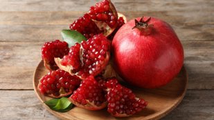 one pomegranate daily benefits