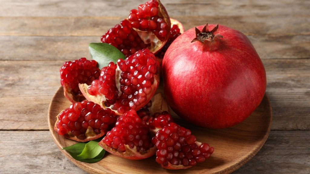 one pomegranate daily benefits