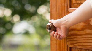 how to stop door chitkani rafting sound