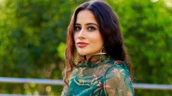 TV Adda: ‘उन्होंने मुझे बहुत रुलाया’ YRKKH में काम कर चुकी उर्फी जावेद ने बताई टीवी की सच्चाई, बोलीं- वो जानवरों की तरह…