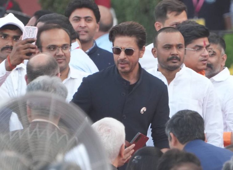 Shahrukh Khan in PM Modi’s oath ceremony