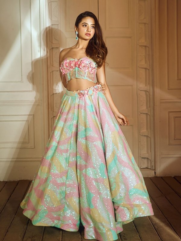 helly shah OTT Debut