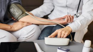 hypertension in India, high blood pressure India, causes of hypertension, risk factors for hypertension, hypertension symptoms, hypertension treatment India, salt and hypertension,