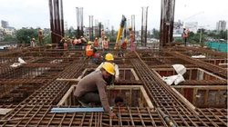 Kuwait Fire: 1400 मौत, 16000 शिकायतें… कुवैत में हालात बदतर फिर भी भारतीय मजदूर क्यों सबसे ज्यादा?