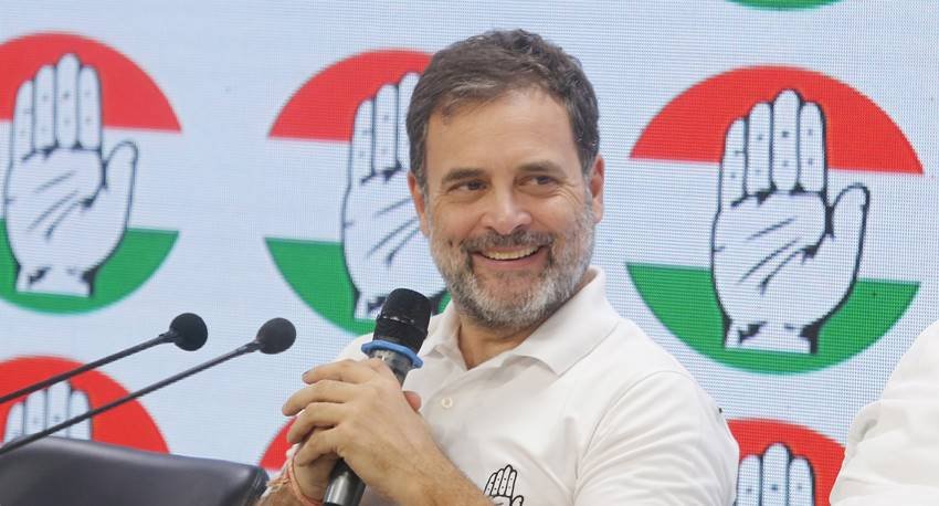 leader of opposition Salary