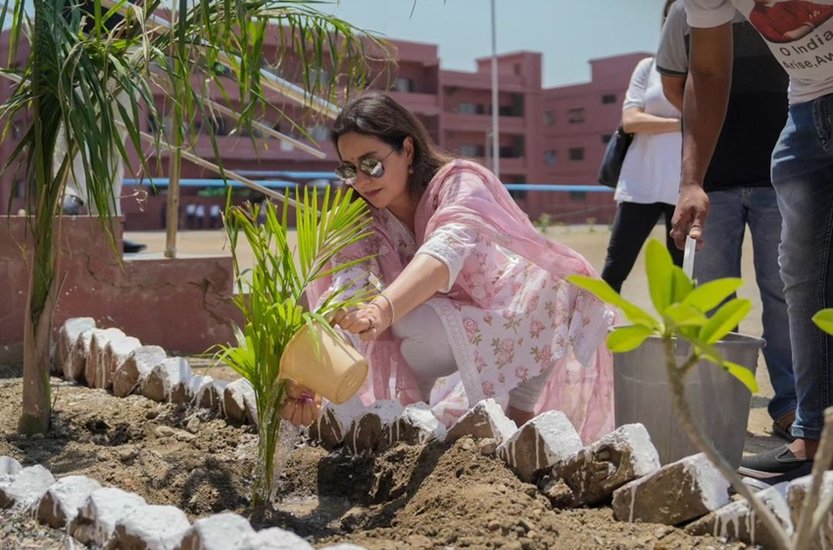 Sara tendulkar won the hearts of people