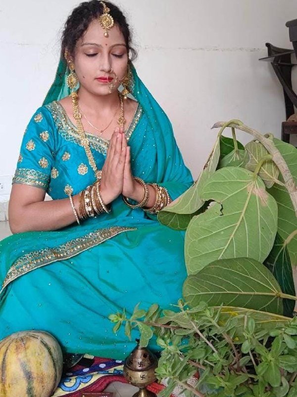 Vat savitri vrat 2024, Vat savitri vrat puja vidhi, Vat savitri vrat katha, Vat savitri vrat niyam, vat savitri vrat kya kare kya na kre