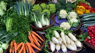 roccoli Peas and Spinach, protein rich foods, high protein foods, egg, Protein foods, Best High-Protein Foods, high-protein foods for weight loss, Protein foods options for vegetarians, Delicious High Protein Foods,