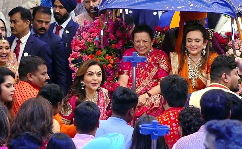Ambani's Family Mameru Ceremony